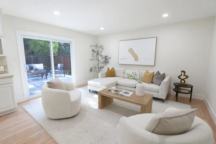 1522 Jamestown Drive, Cupertino, California 95014