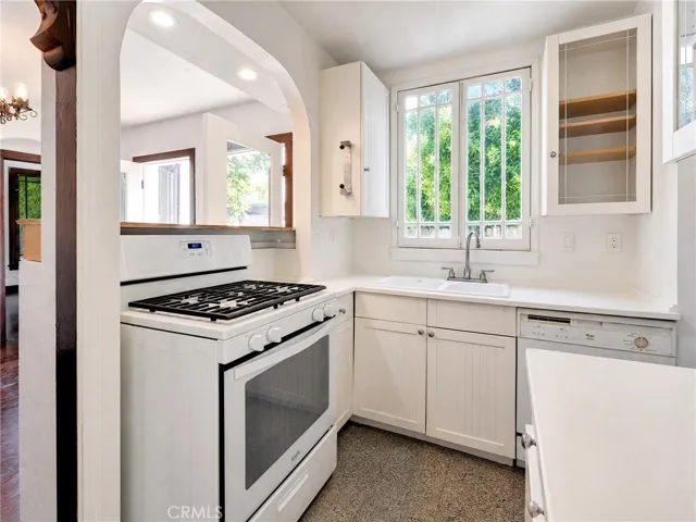 22028 Covello Street A, Canoga Park, California 91303