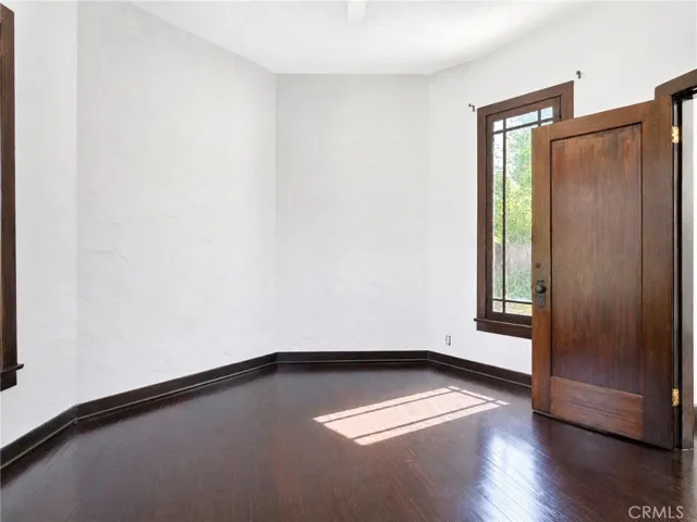22028 Covello Street A, Canoga Park, California 91303