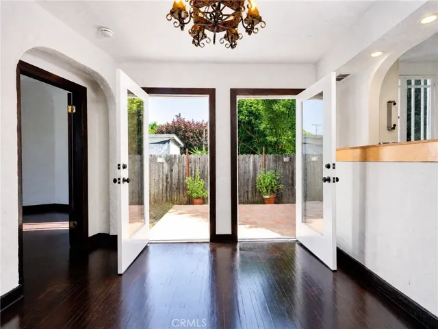 22028 Covello Street A, Canoga Park, California 91303