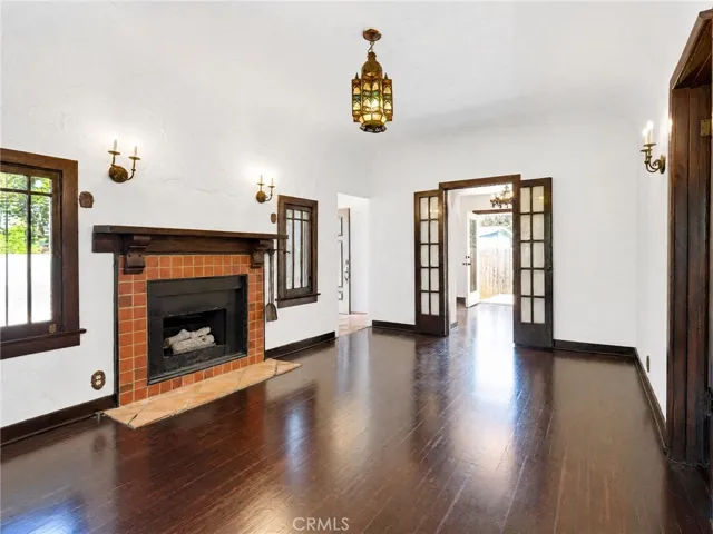 22028 Covello Street A, Canoga Park, California 91303