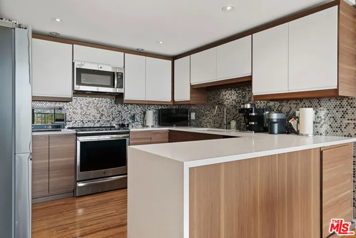 2160 Century Park East 602, Los Angeles, California 90067
