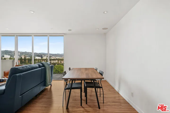 2160 Century Park East 602, Los Angeles, California 90067