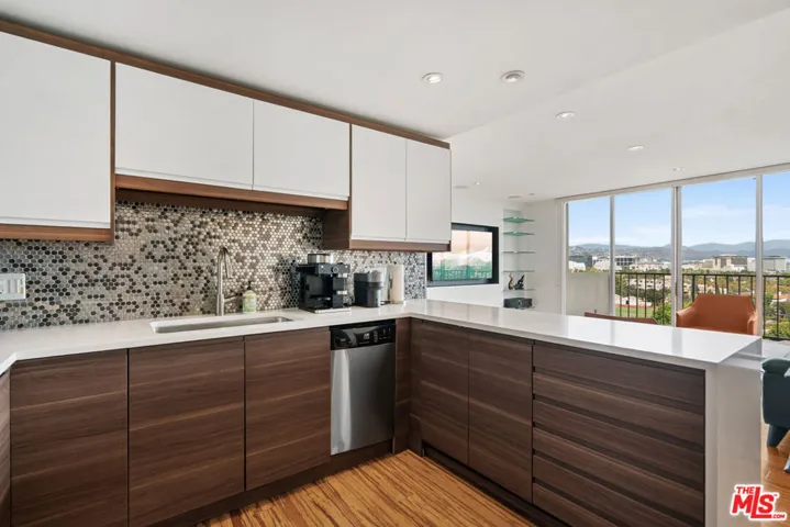 2160 Century Park East 602, Los Angeles, California 90067