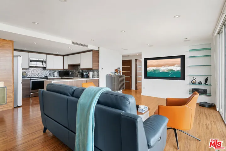 2160 Century Park East 602, Los Angeles, California 90067