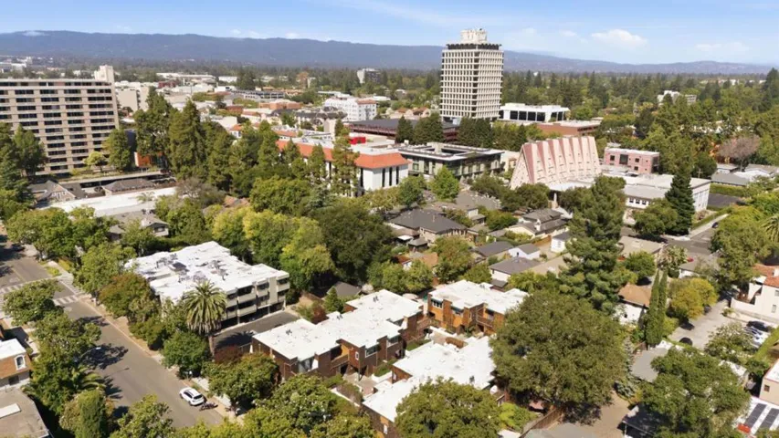 633 Forest Avenue, Palo Alto, California 94301