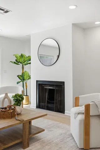 633 Forest Avenue, Palo Alto, California 94301