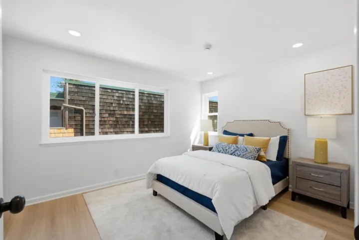 633 Forest Avenue, Palo Alto, California 94301