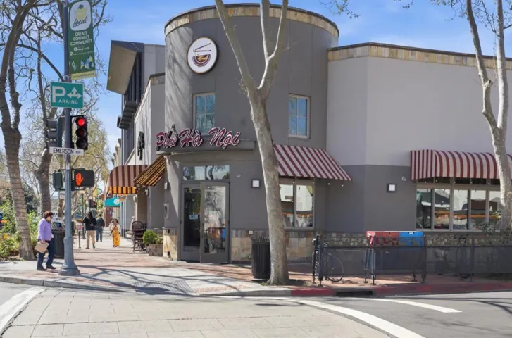 633 Forest Avenue, Palo Alto, California 94301