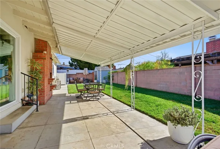 1484 W Maxzim Avenue, Fullerton, California 92833