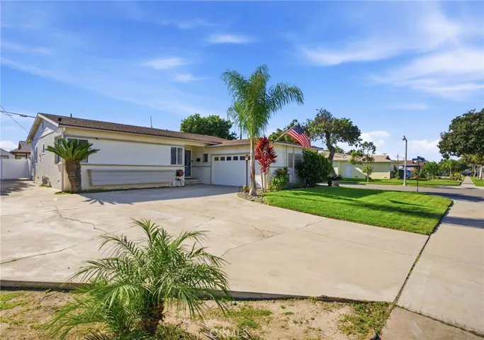 1484 W Maxzim Avenue, Fullerton, California 92833