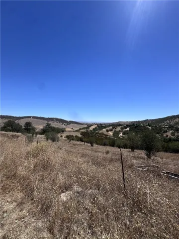 2296 Big Bear Lane, Paso Robles, California 93446