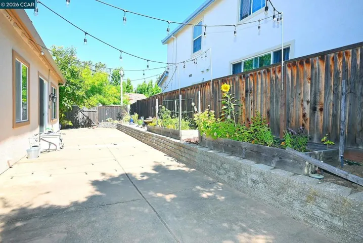 1725 Hazeltine Way, Fairfield, California 94533