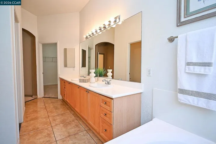 1725 Hazeltine Way, Fairfield, California 94533
