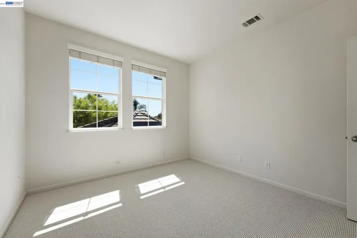 Upstairs Bedroom 2