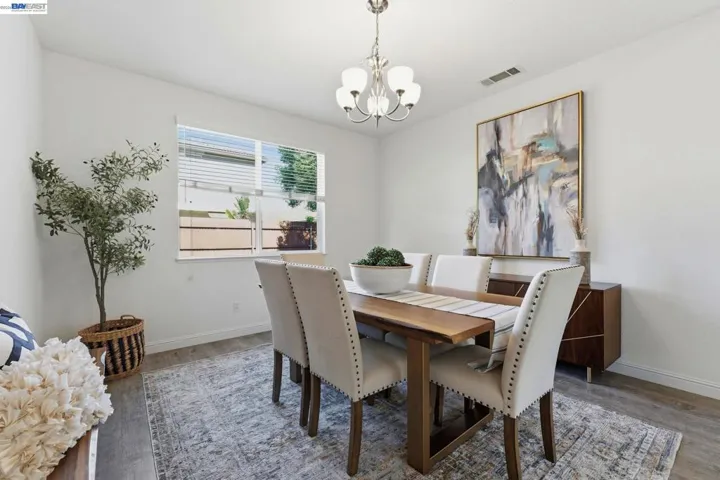 15 Vitruvius Ct, Oakley, California 94561