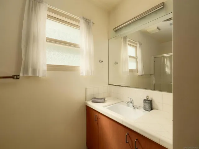 1914 Guy Street, San Diego, California 92103