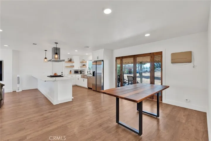15075 Flathead Road, Apple Valley, California 92307