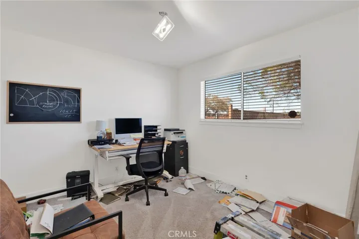 15075 Flathead Road, Apple Valley, California 92307