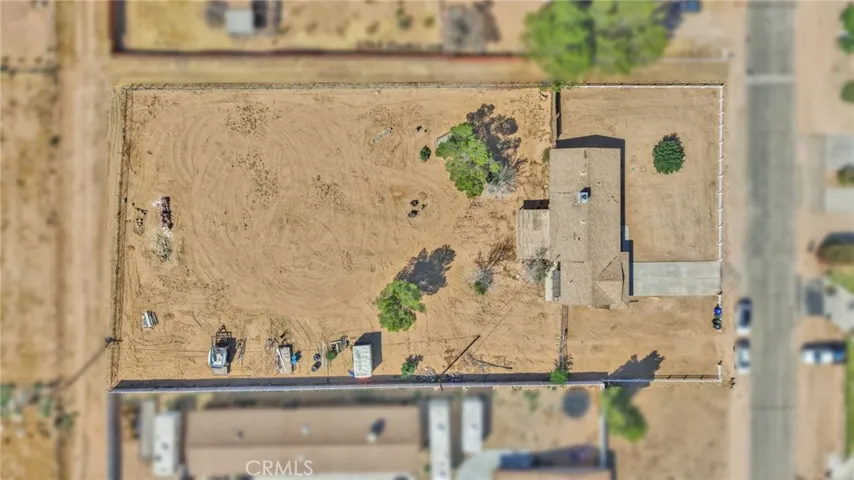 15075 Flathead Road, Apple Valley, California 92307