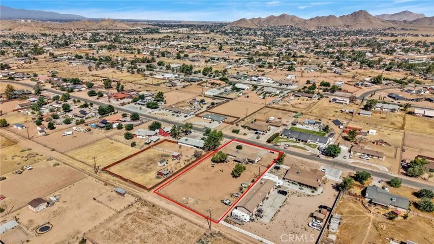 15075 Flathead Road, Apple Valley, California 92307