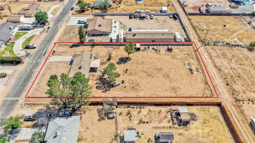 15075 Flathead Road, Apple Valley, California 92307