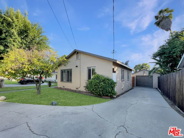 8905 Nogal Avenue, Whittier, California 90606