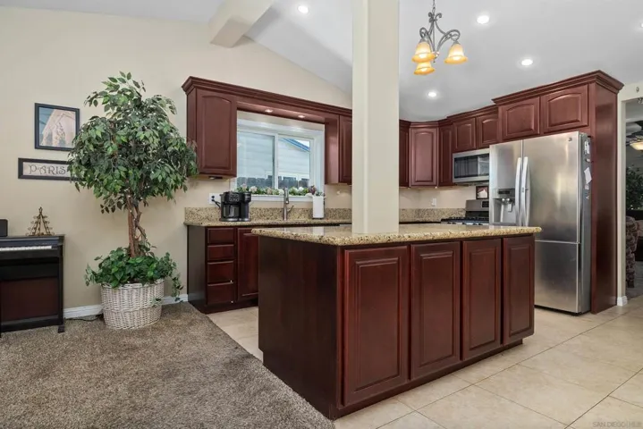 5371 Swarthmore St., La Mesa, California 91942
