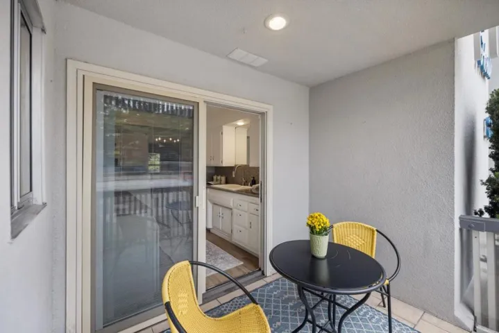 810 Lighthouse Avenue 206, Pacific Grove, California 93950