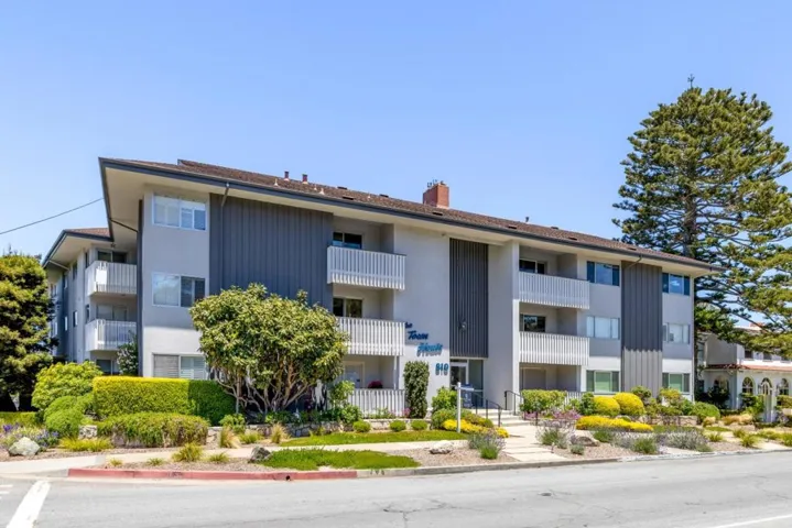 810 Lighthouse Avenue 206, Pacific Grove, California 93950