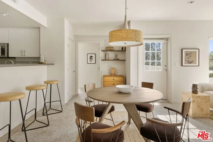 159 W Green Street 407a, Pasadena, California 91105