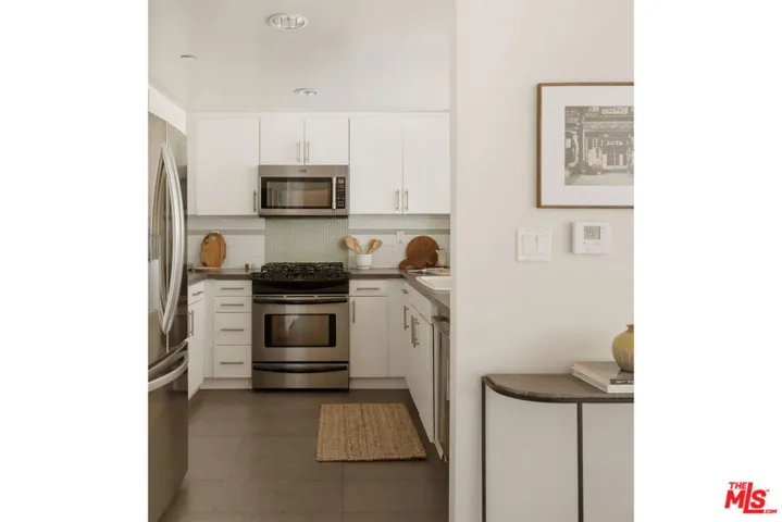 159 W Green Street 407a, Pasadena, California 91105