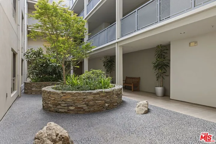 159 W Green Street 407a, Pasadena, California 91105