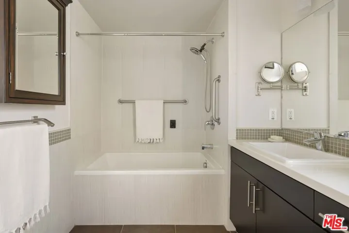 159 W Green Street 407a, Pasadena, California 91105