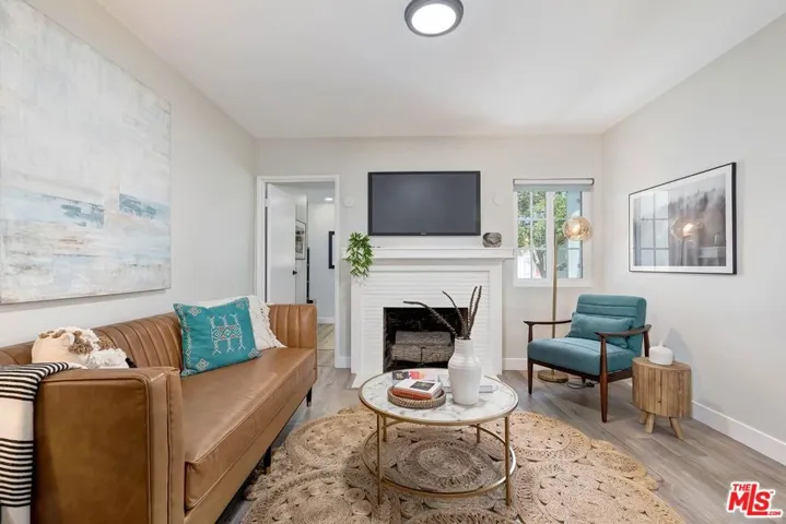 1419 Pacific Street, Santa Monica, California 90405
