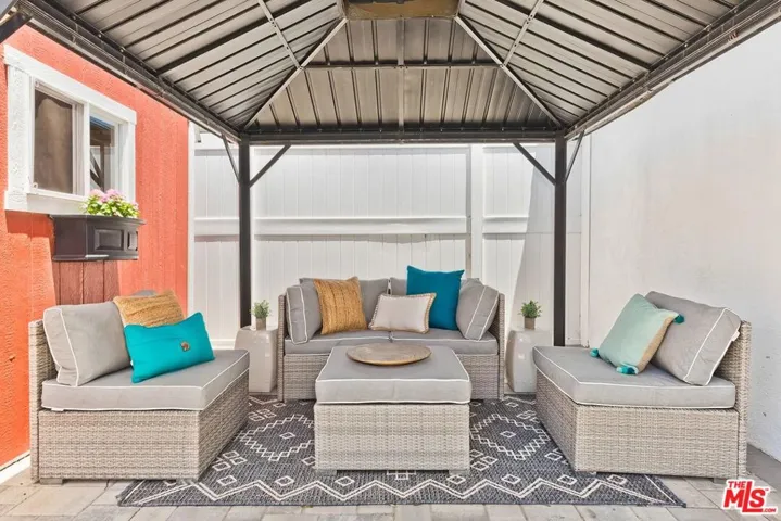1419 Pacific Street, Santa Monica, California 90405