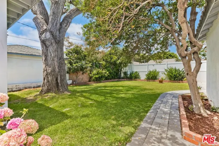 1419 Pacific Street, Santa Monica, California 90405