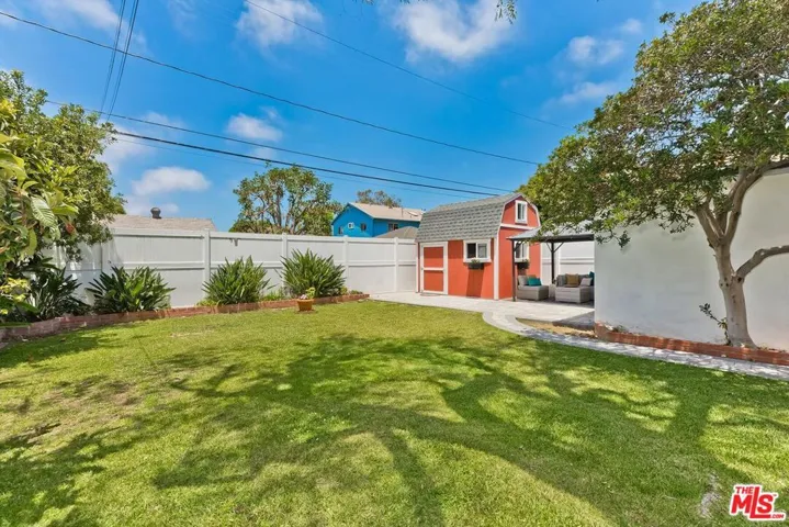 1419 Pacific Street, Santa Monica, California 90405