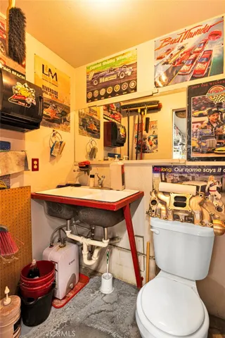 Workshop Bathroom