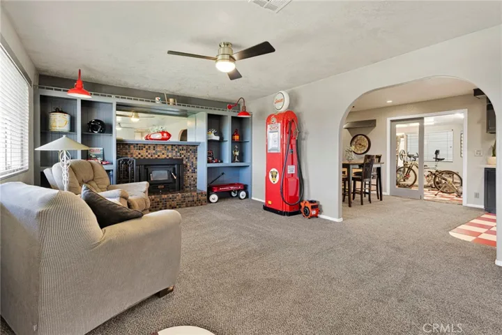 11590 Peach, Hesperia, California 92345