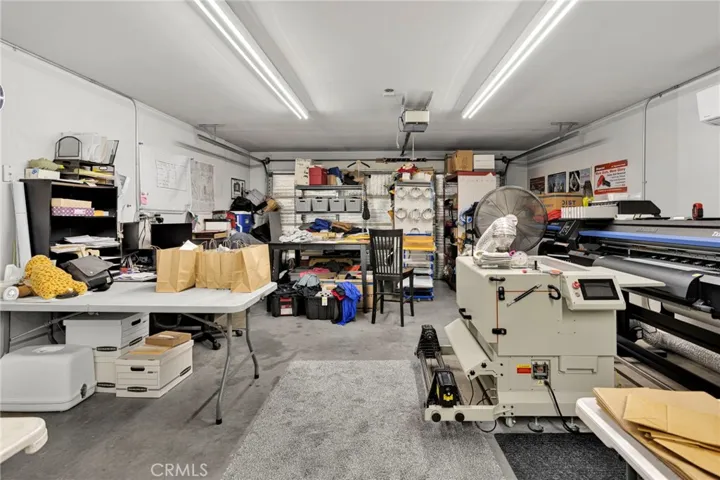 Attached Garage
