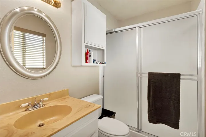 Ground floor primary bathroom
