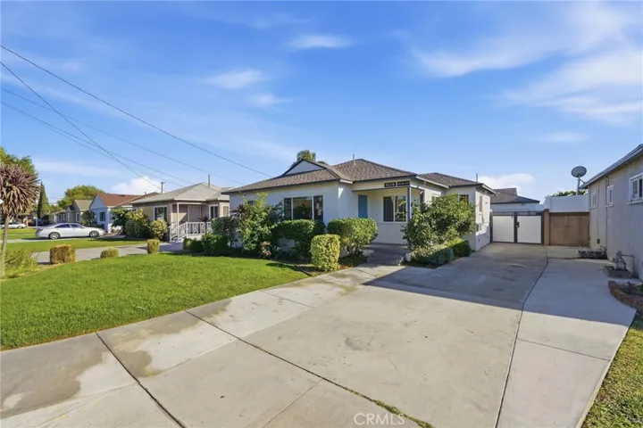 9138 Rendalia, Bellflower, California 90706 — photo 4