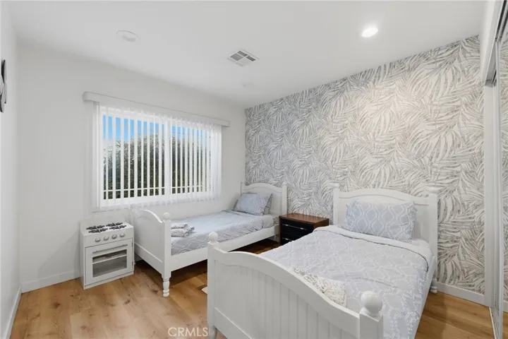 Bed 2 front house