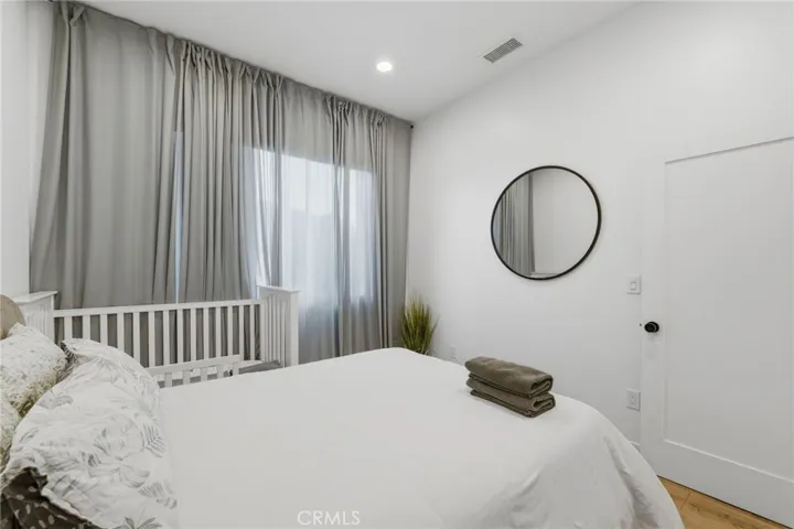 Bed 2 back house