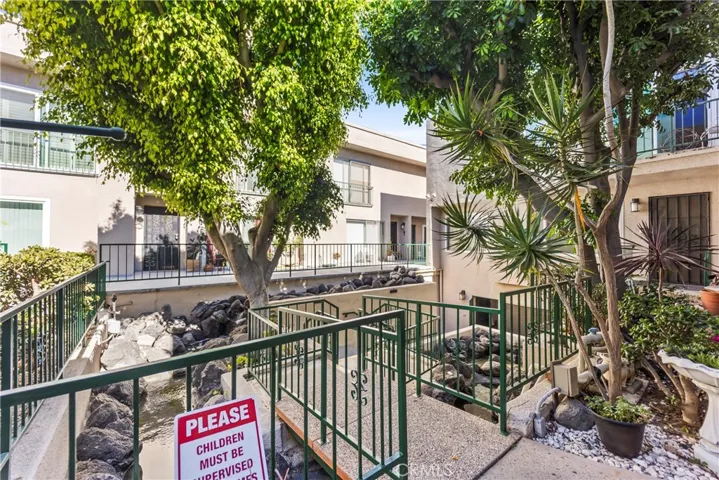1214 S Alma 1, San Pedro, California 90731