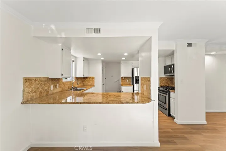 1214 S Alma 1, San Pedro, California 90731