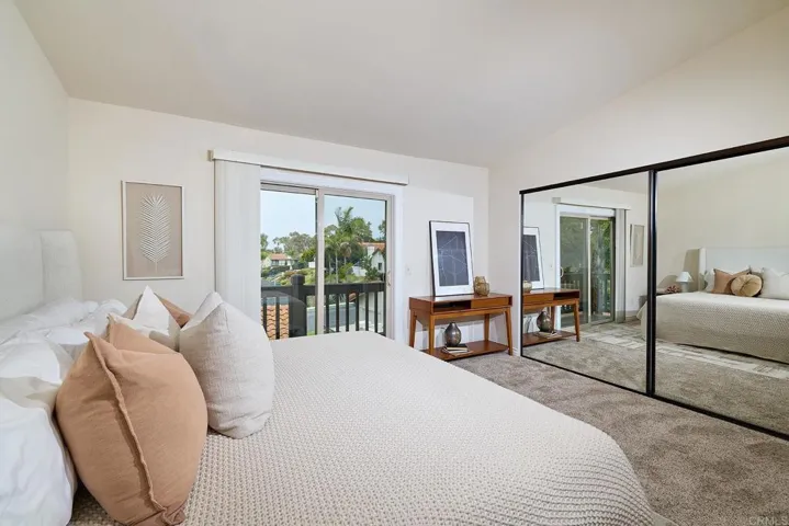 6926 Peach Tree Rd., Carlsbad, California 92011