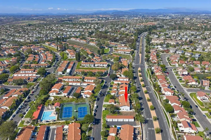6926 Peach Tree Rd., Carlsbad, California 92011