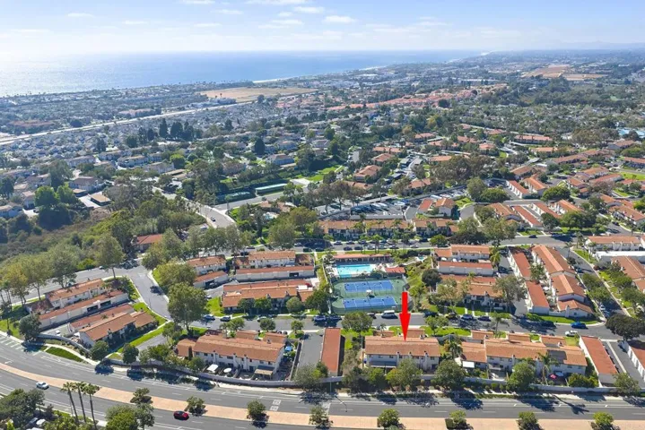 6926 Peach Tree Rd., Carlsbad, California 92011